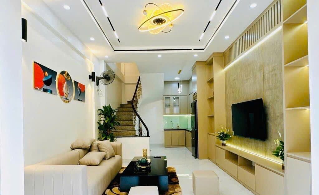 Bán nhà Kim Hoàng Vân Canh ,diện tích 31m2, 5 tầng , đường thông gần ô tô tránh - Ảnh chính